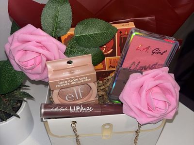 Makeup Gift Bag