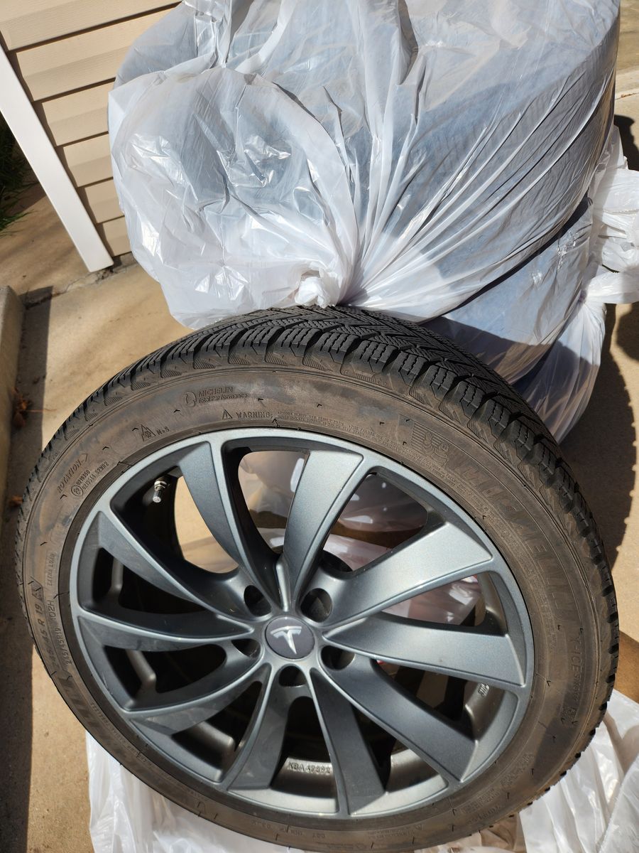 Lugano Wheels with Michelin X-Ice Tires for Tesla Model S