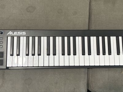 Alesis V49 Midiboard