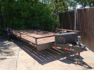 Warehouse Office Closing Shop Trailer Sale