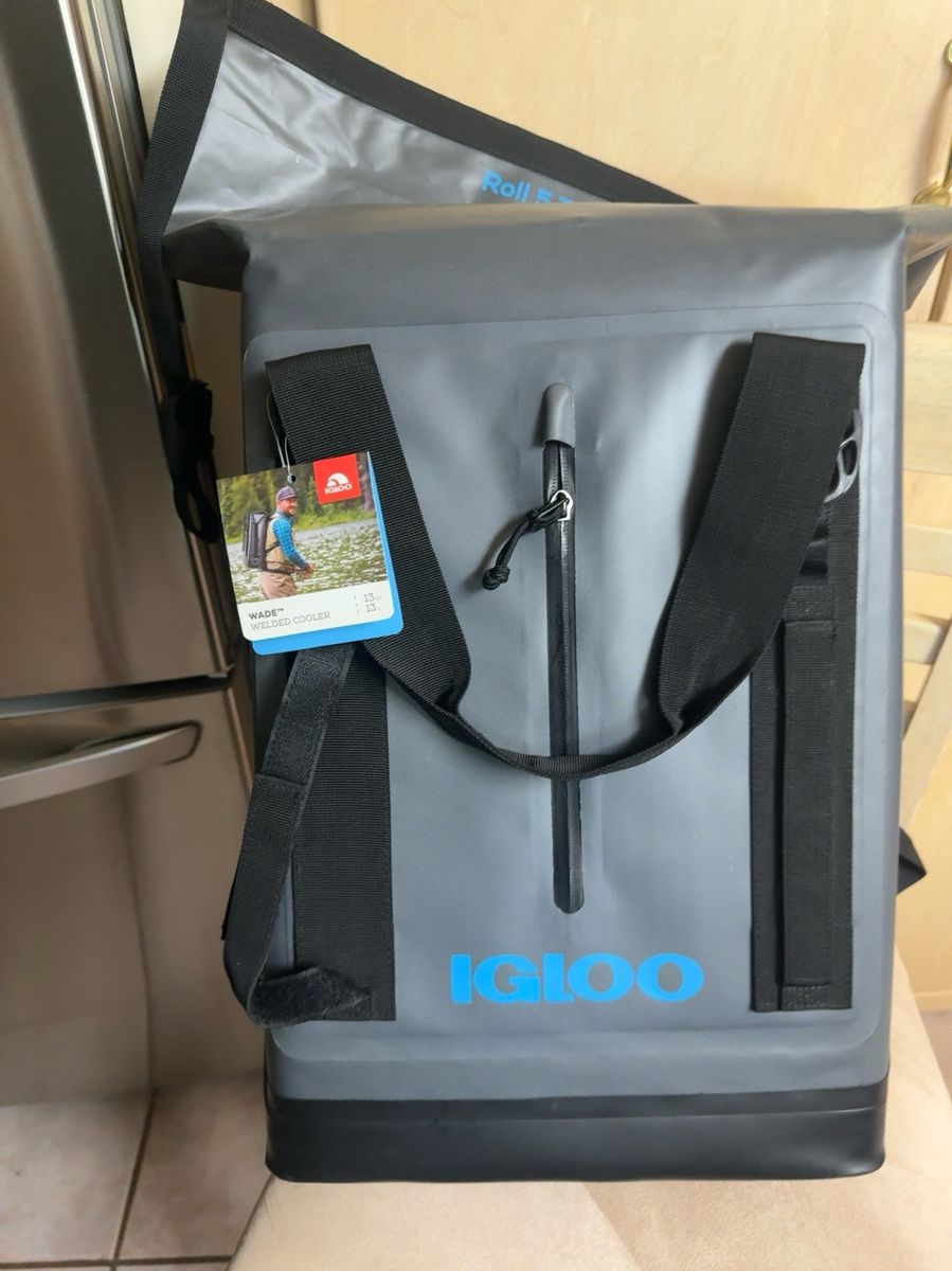 New Igloo Wade Welded Backpack Cooler - 13 Can Capacity, Waterproof, Dark Gray/Black