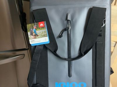New Igloo Wade Welded Backpack Cooler - 13 Can Capacity, Waterproof, Dark Gray/Black