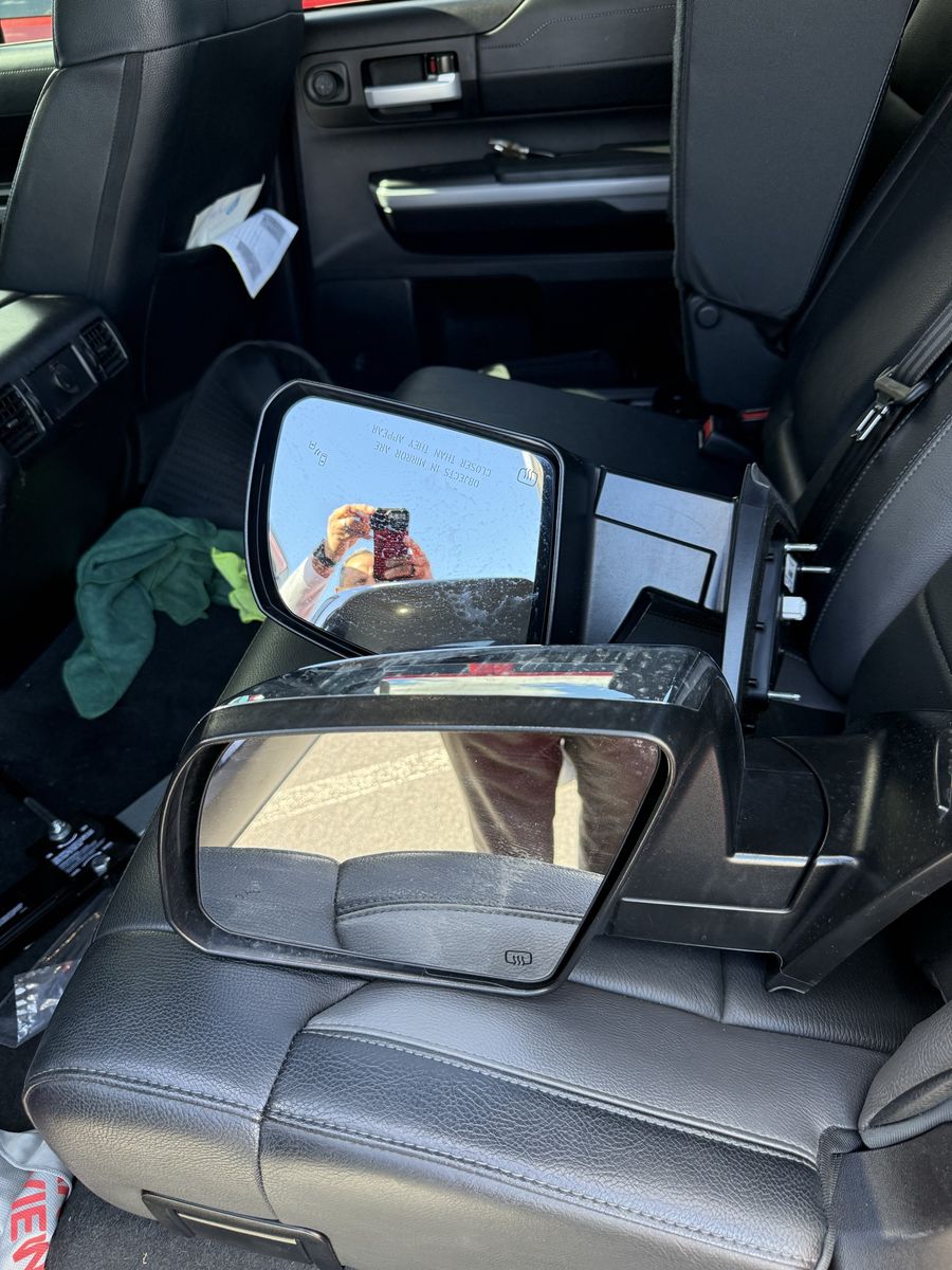 Toyota Side Mirrios, Chrome, Heated, Elec