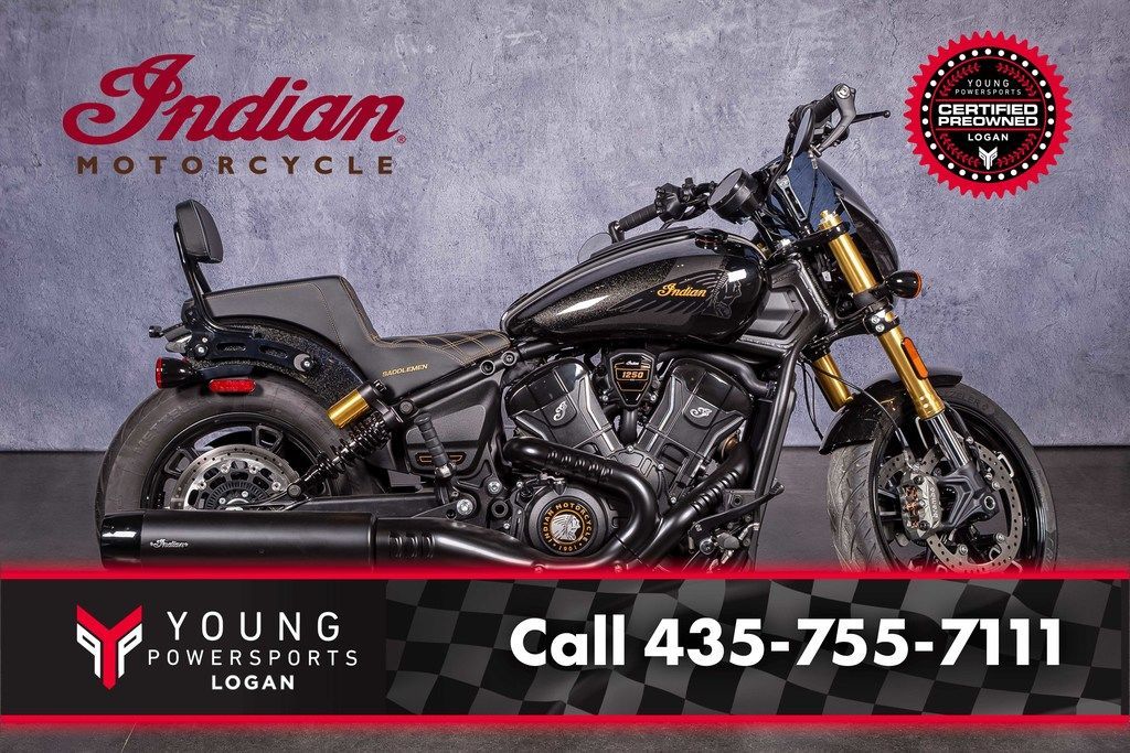 2026 Indian Motorcycle® 101 Scout® Black Crystal with Super Graphite