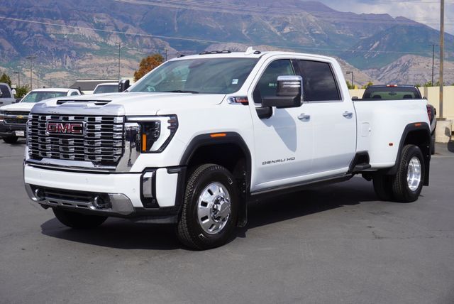 2026 GMC Sierra 3500HD Denali