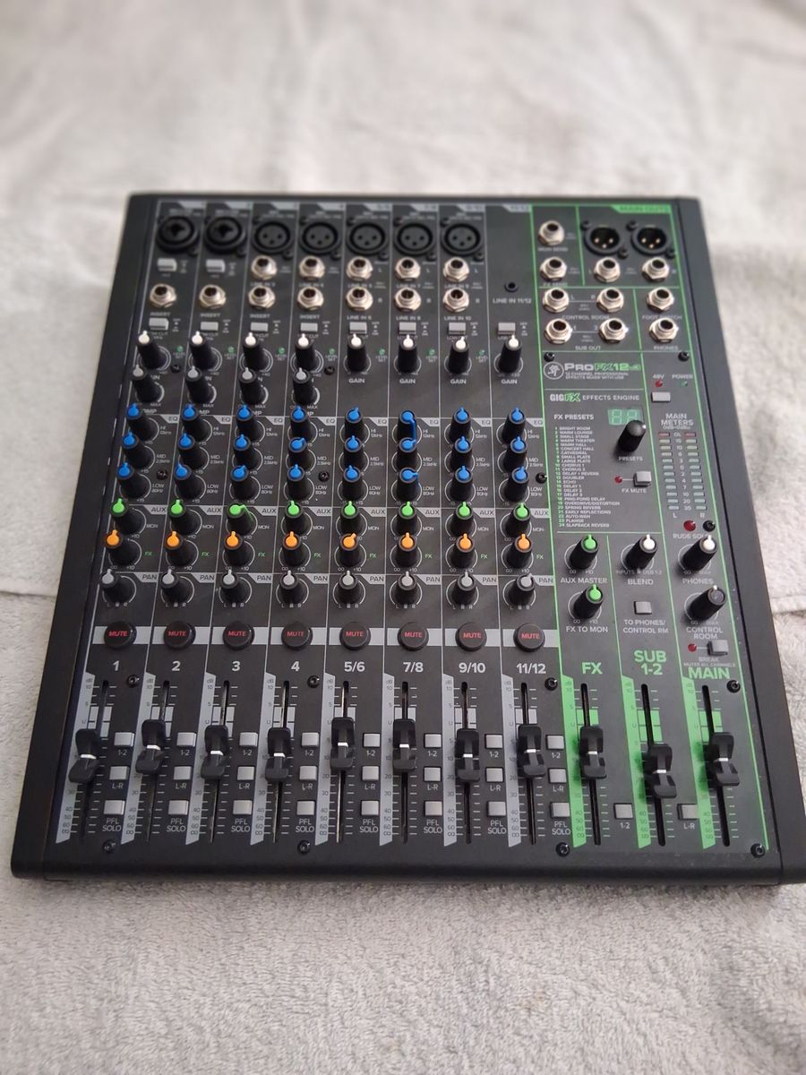 ProFX12v3  Sound Mixer