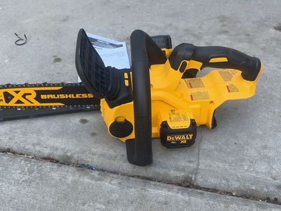 DEWALT DCCS620 20V MAX XR 12 in. Cordless Chainsaw with Charger and Manual