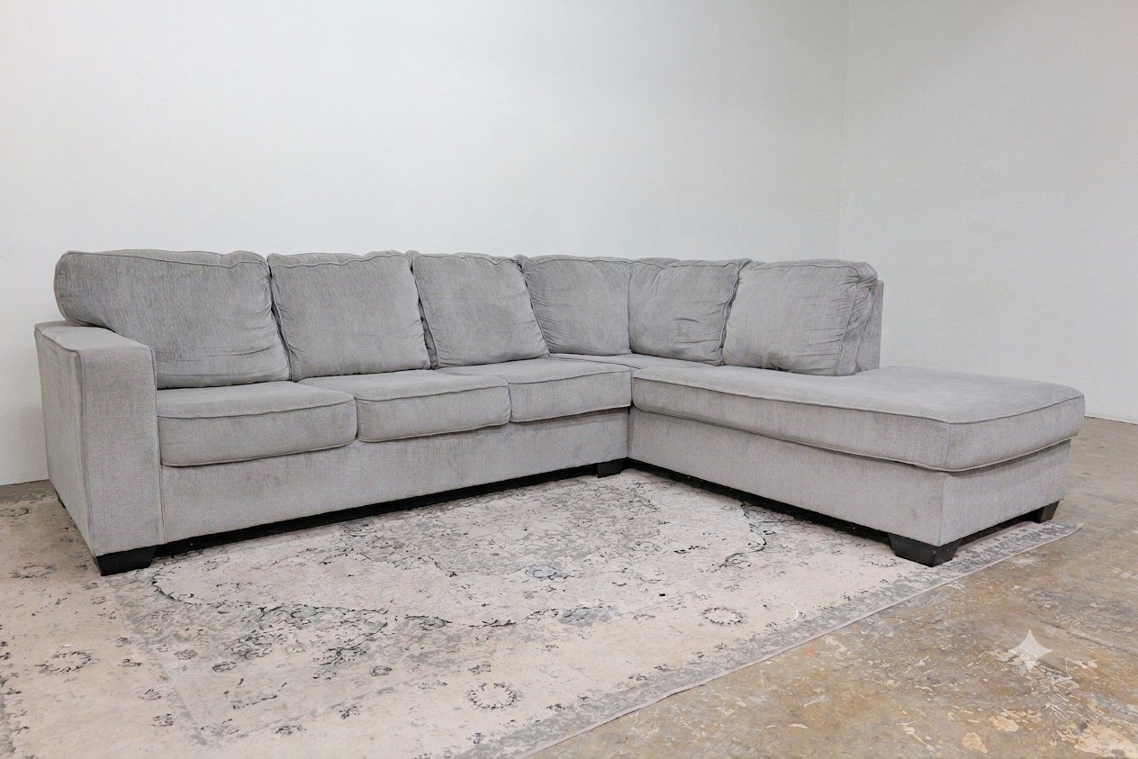 ️ FREE DELIVERY️ Gray Fabric Sectional Sofa Chaise