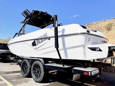 2020 Axis T23 – M6Di - Loaded with Premium Upgrades!