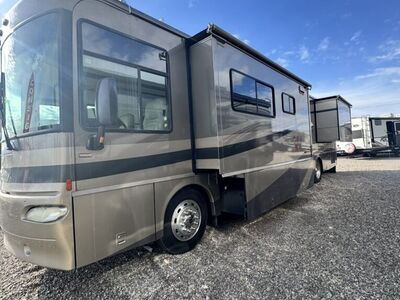 2004 Winnebago Journey 39W