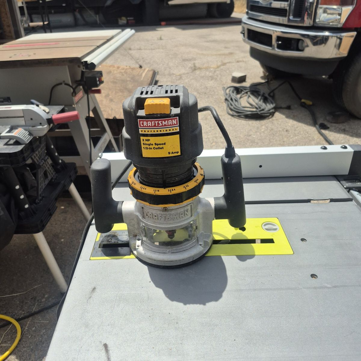 Craftsman Professional 2 HP Single Speed Router with 1/2-in Collet, 9 Amp