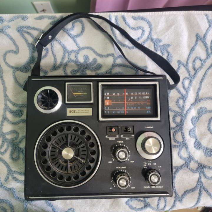vintage radio
