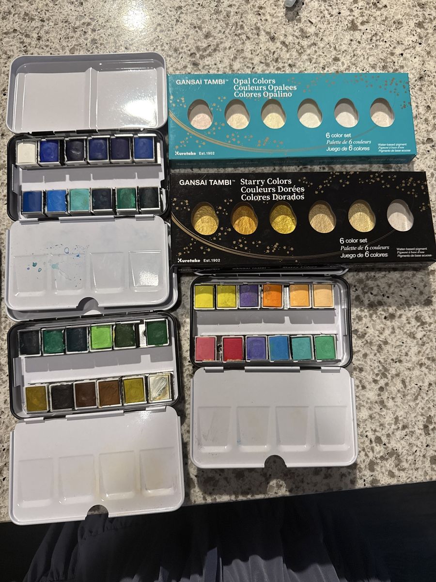 Arteza watercolor paint palettes (and more)
