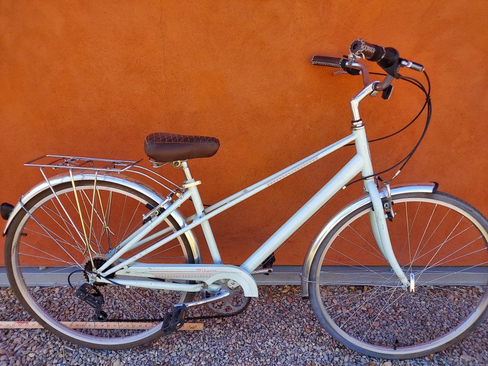Schwinn Admiral 7 speed. size M