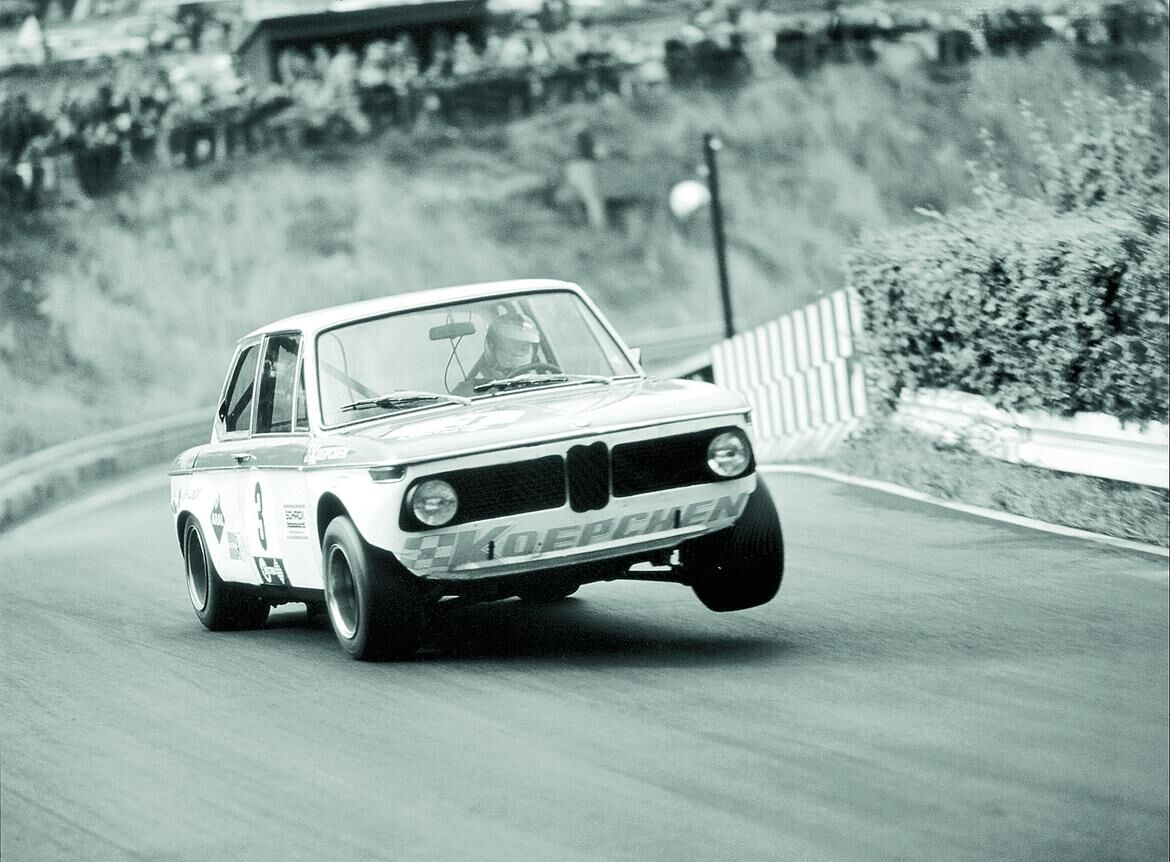 WANTED BMW 2002  & NISSAN HARDBODY MECHANIC