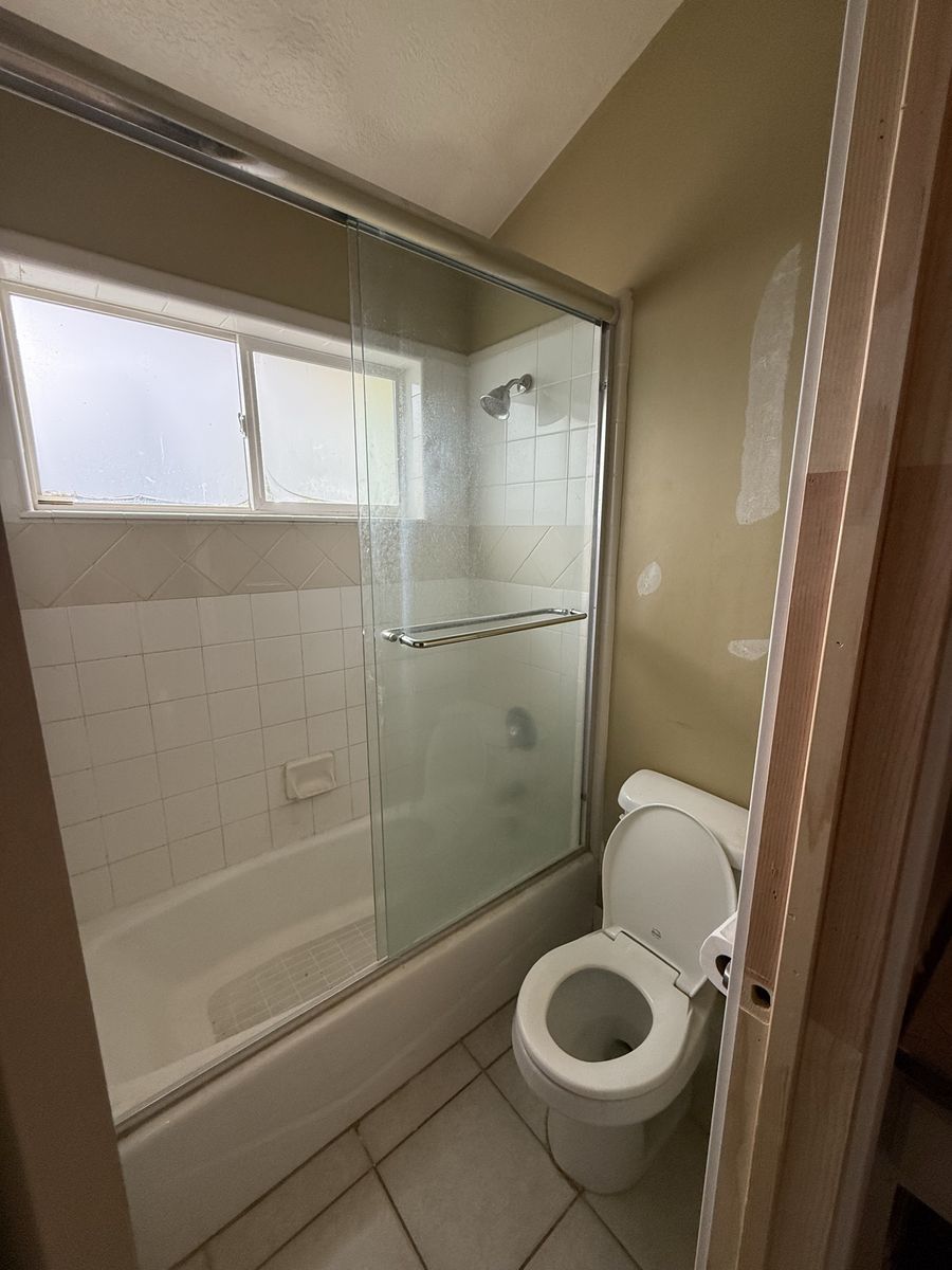 Glass Shower Enclosure Doors and Rails