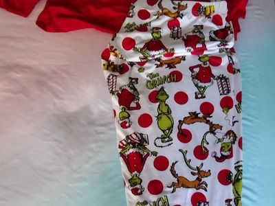 The Grinch "Merry Grinchmas" Christmas Pajama Set - 2XL