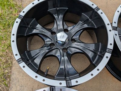 Set of 4 Helo HE791 Maxx Wheels - 18x9 - 5x5.5 Bol