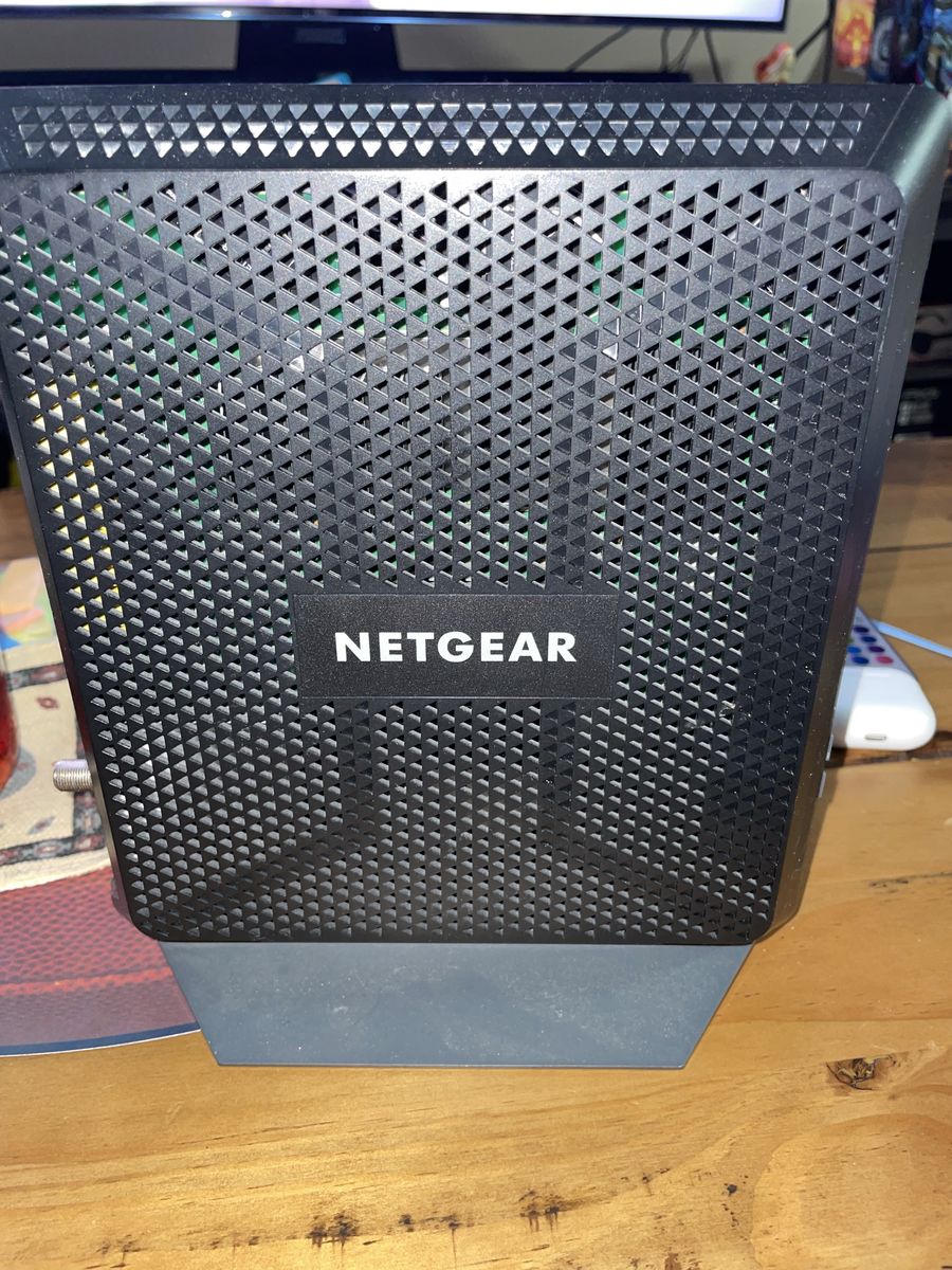 C7000v2 Modem /Router Combo