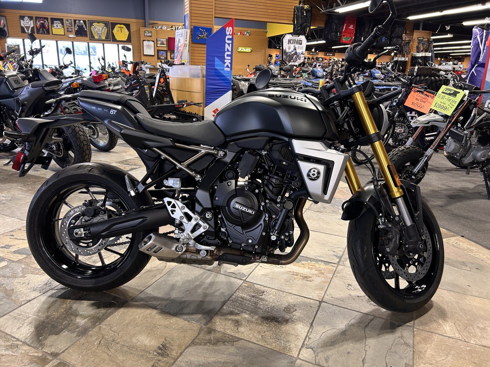 2026 Suzuki GSX-8T