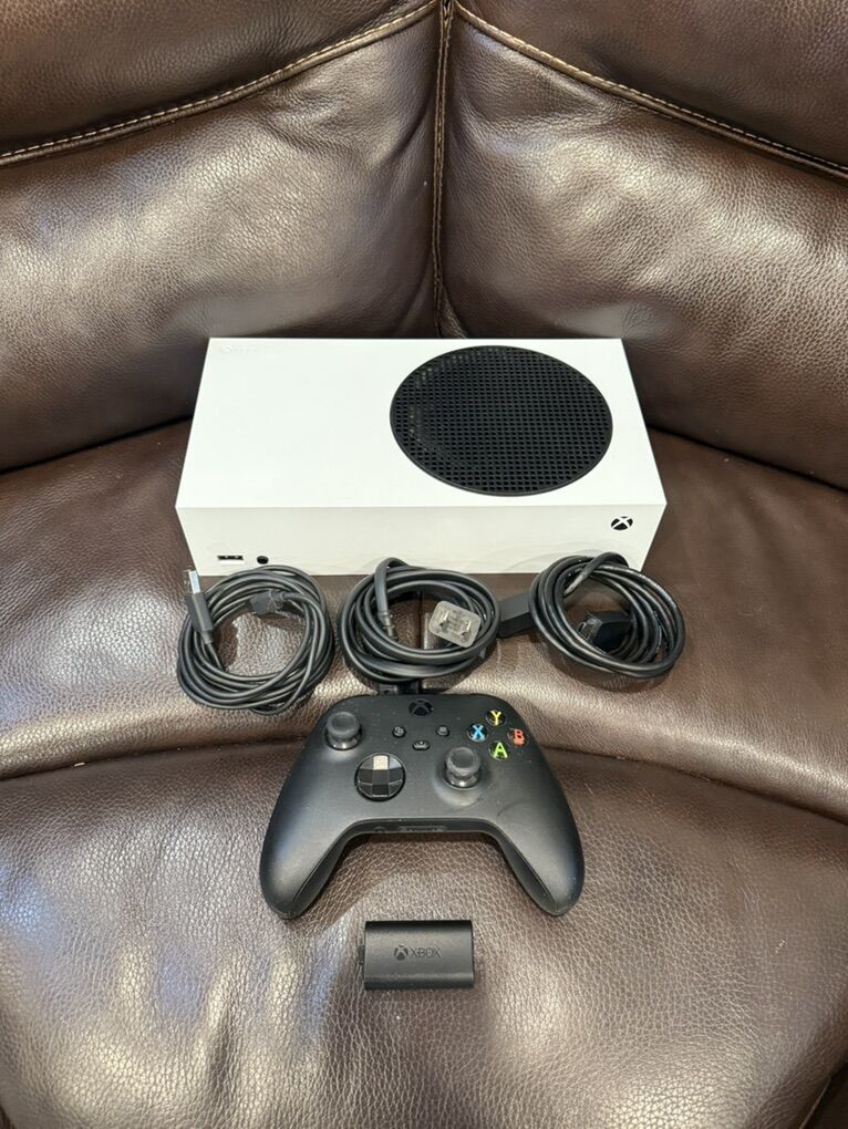 Xbox Series S With Rechargeable Battery