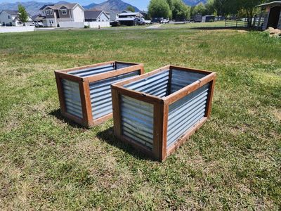Raised Planter Boxes, 48" x 24" x 24"