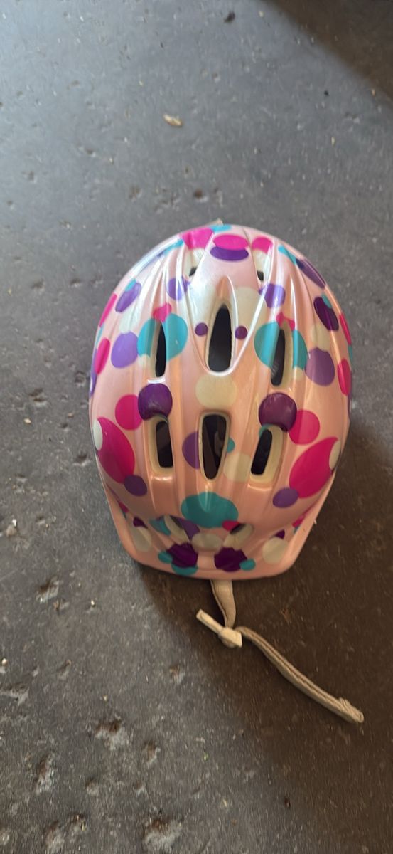 Pink Kids' Bike Helmet with Polka Dot Design - Adjustable Strap