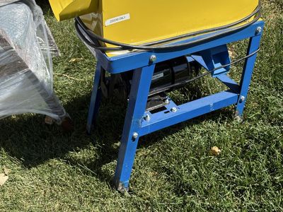 Electric corn thresher - Excellent condition