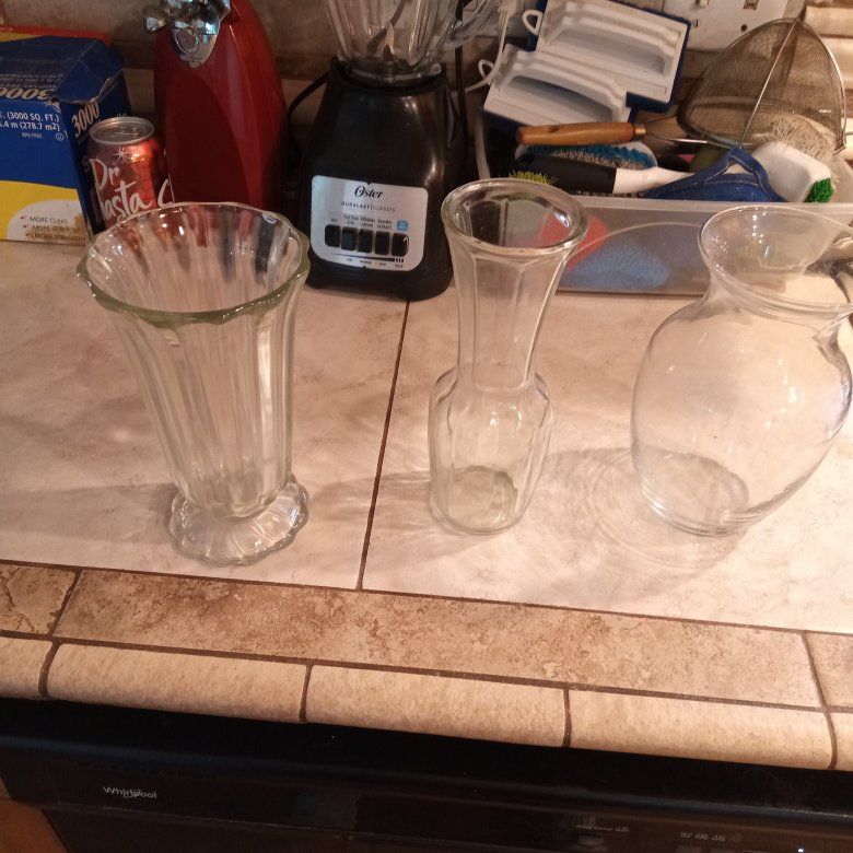 3 flower vase $6