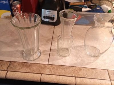 3 flower vase $6