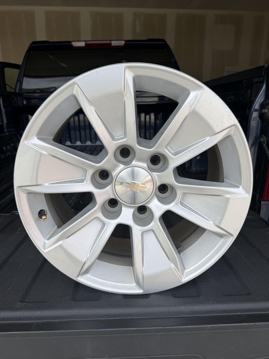 Set of 4 17” Chevrolet Silver OEM Factory Wheels Rims
