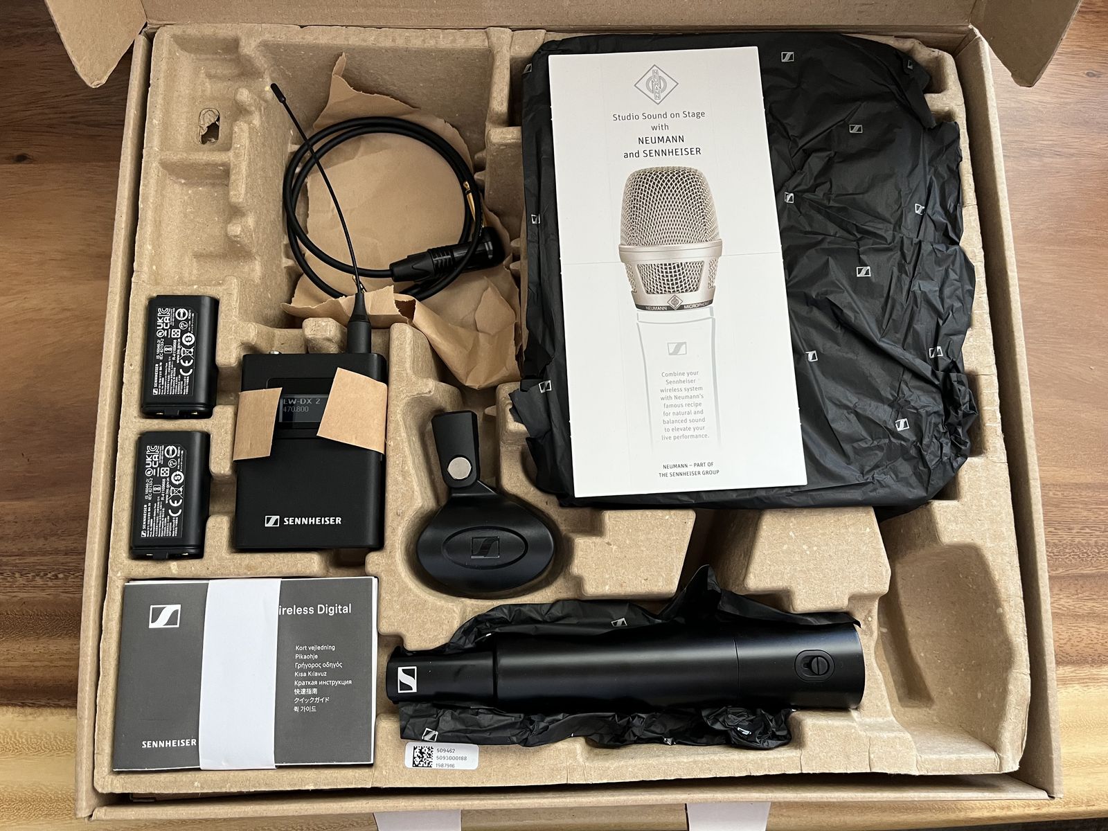 Sennheiser EW-DX SK/SKM-S Base Set Combo Wireless Handheld and Bodypack Transmitter System