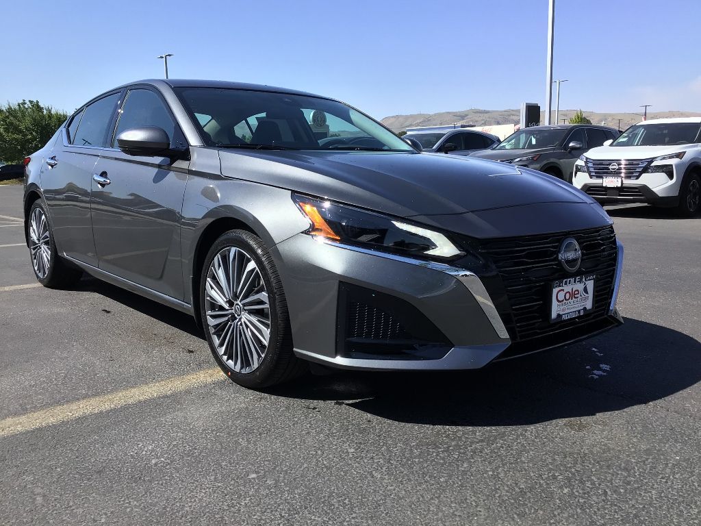 2025 Nissan Altima 2.5 SL