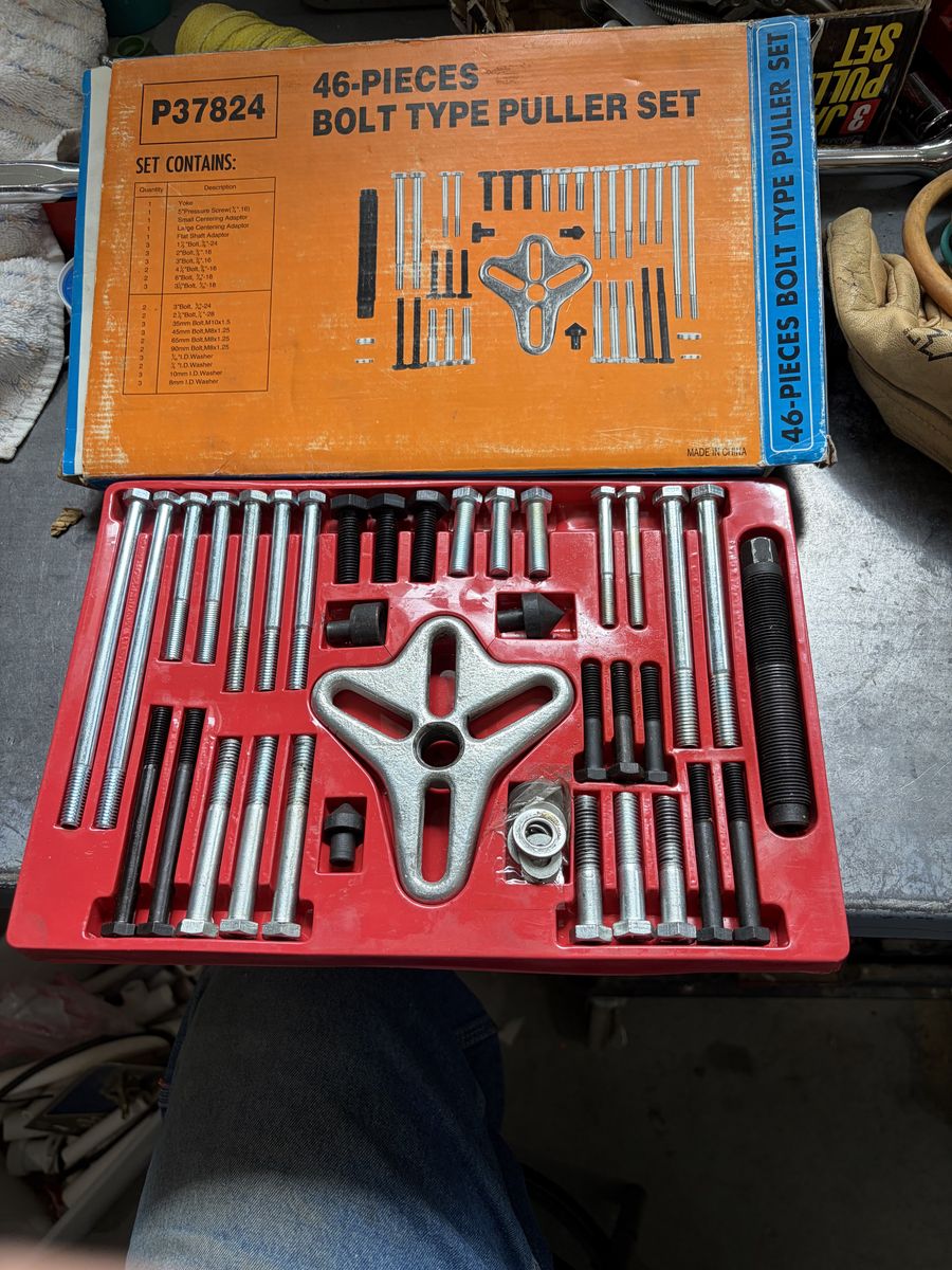 46-Pieces Bolt Type Puller Set