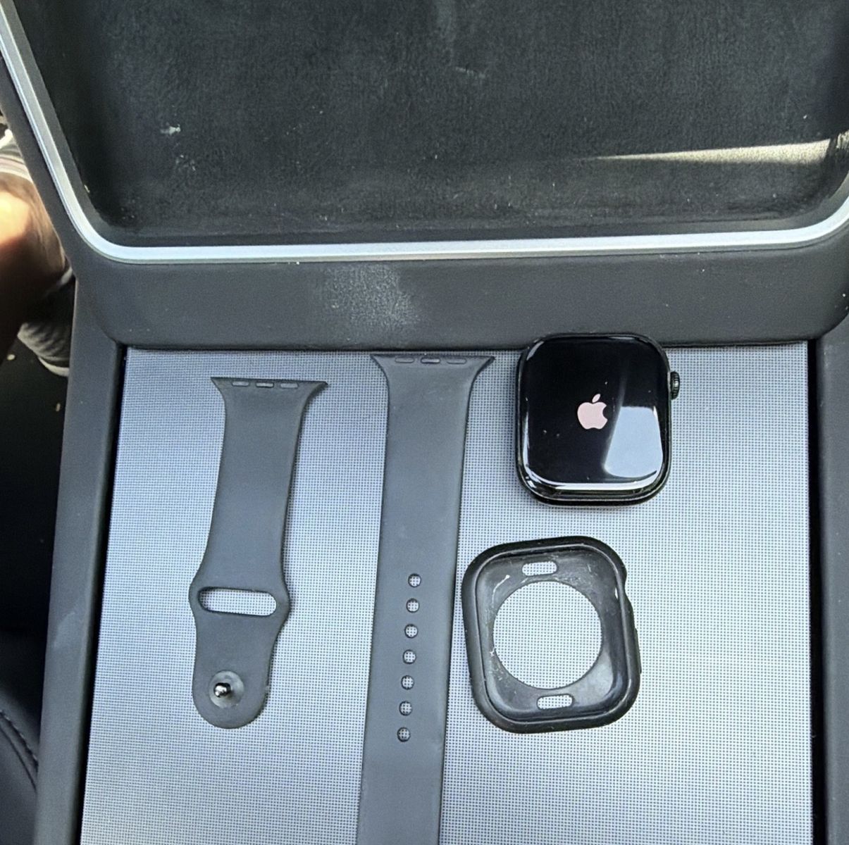 Apple Watch Series 10 (46mm) - Black Aluminum - GPS - Good Condition