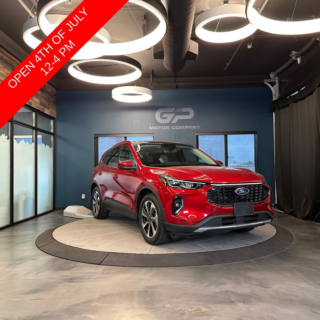 2023 Ford Escape Platinum