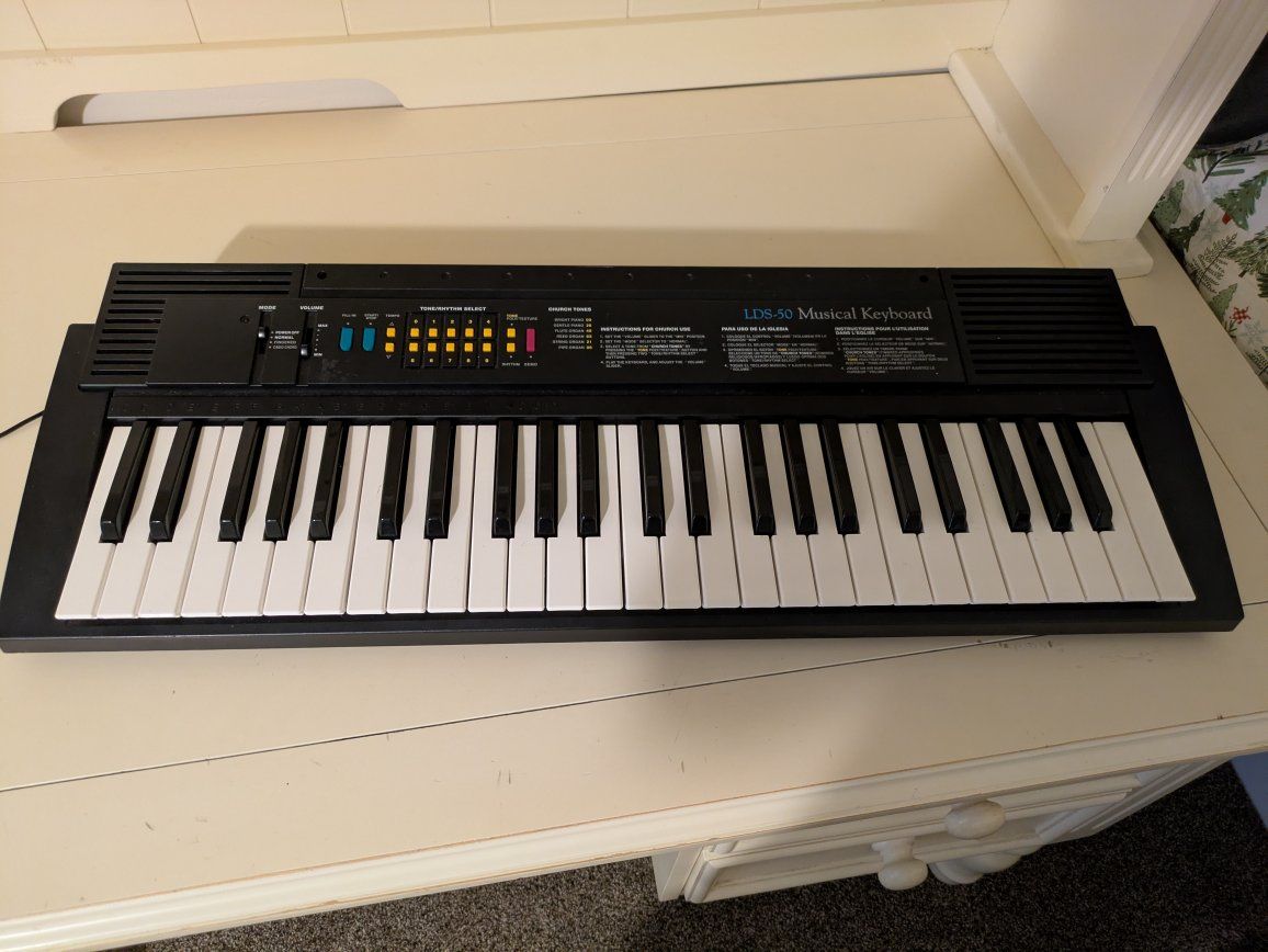 LDS-50 Musical Keyboard/Electric Piano