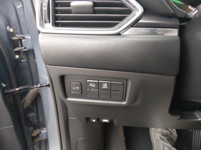 Main image 13