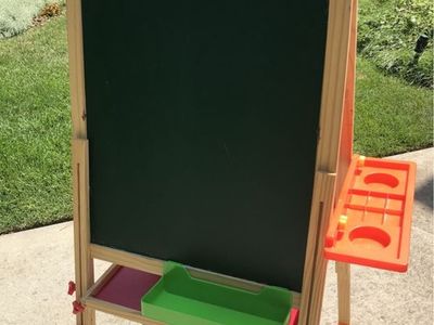 3 Kids Adjustable Double-Sided Easels with Chalkboard & Whiteboard