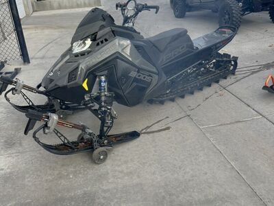 2025 Polaris PRO RMK Boost 155