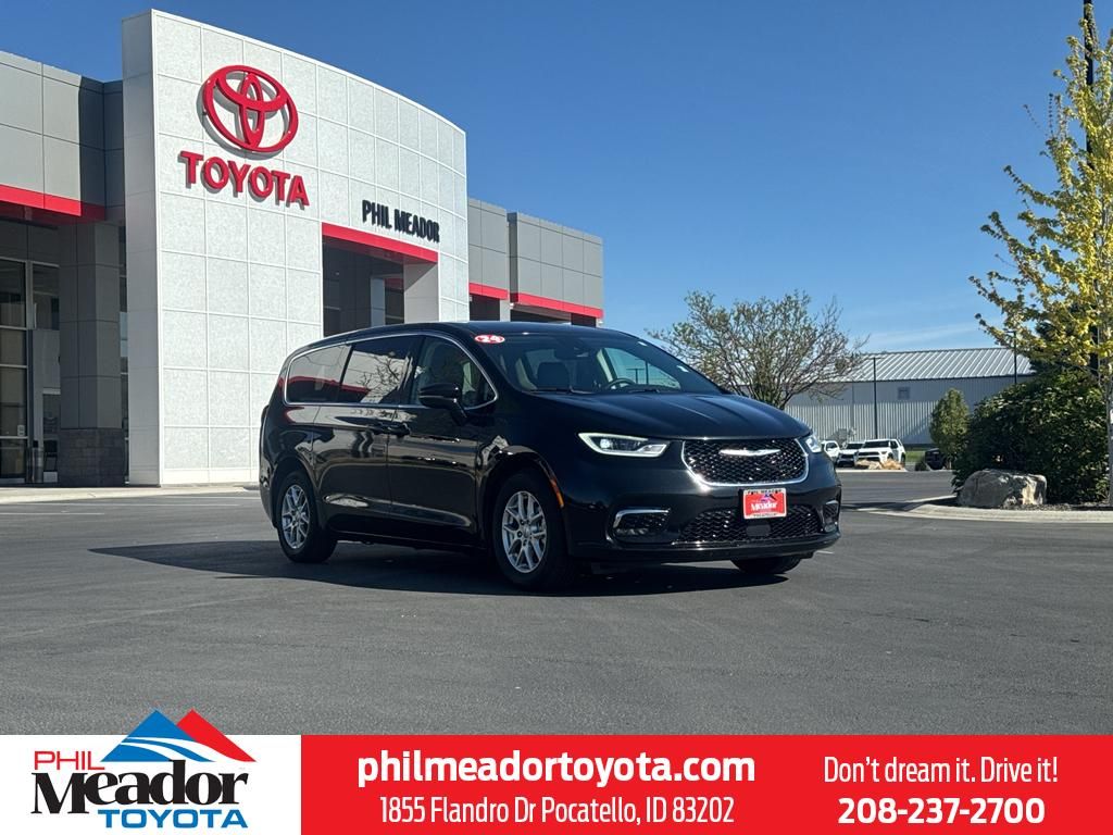 2024 Chrysler Pacifica Touring L