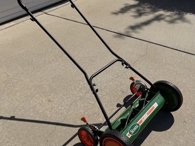Scotts Manual Reel Mower 20”