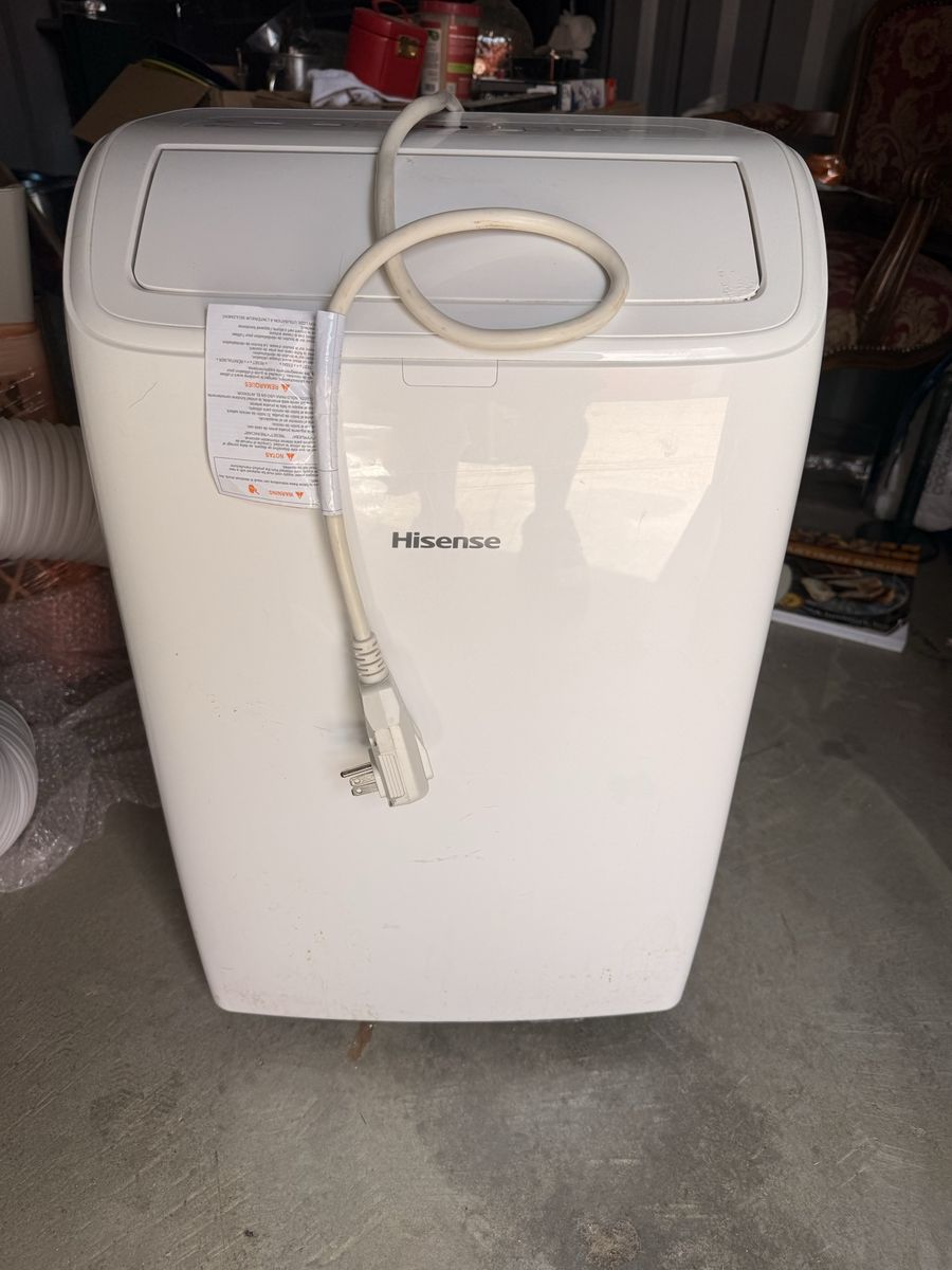 Hisense Portable Air Conditioner Bluetooth/Remote 8000 BTU model HAP0824TWD
