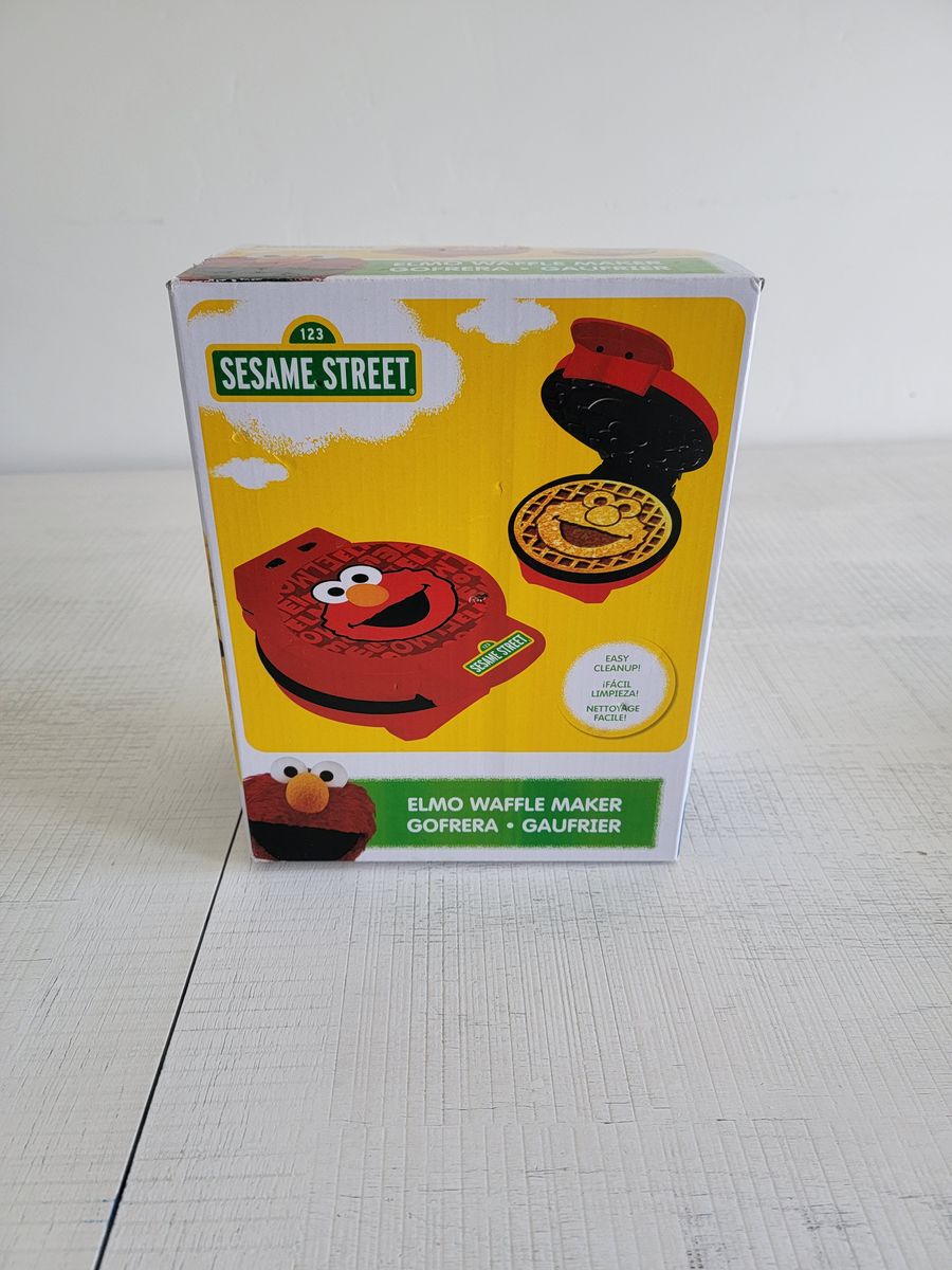 Seasme street waffle pan
