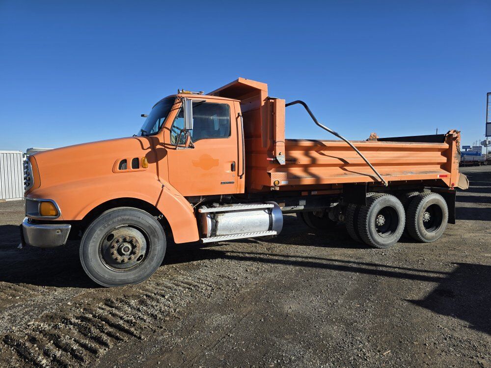 2000 Sterling LT9500 3 Axle Dump Truck 380hp