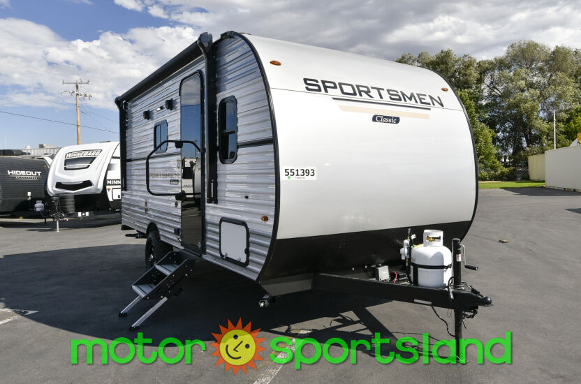 2026 Kzrv Sportsmen 181BH Rear Living Room U-Shaped Dinette