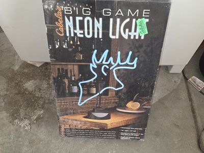 Cabelas Big game neon light