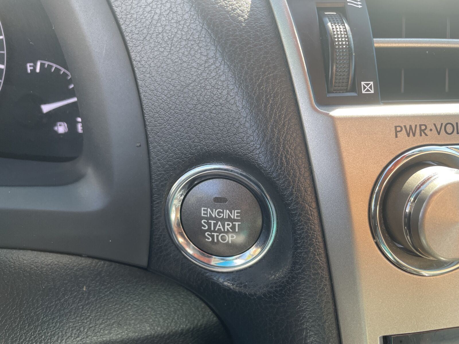 Main image 17
