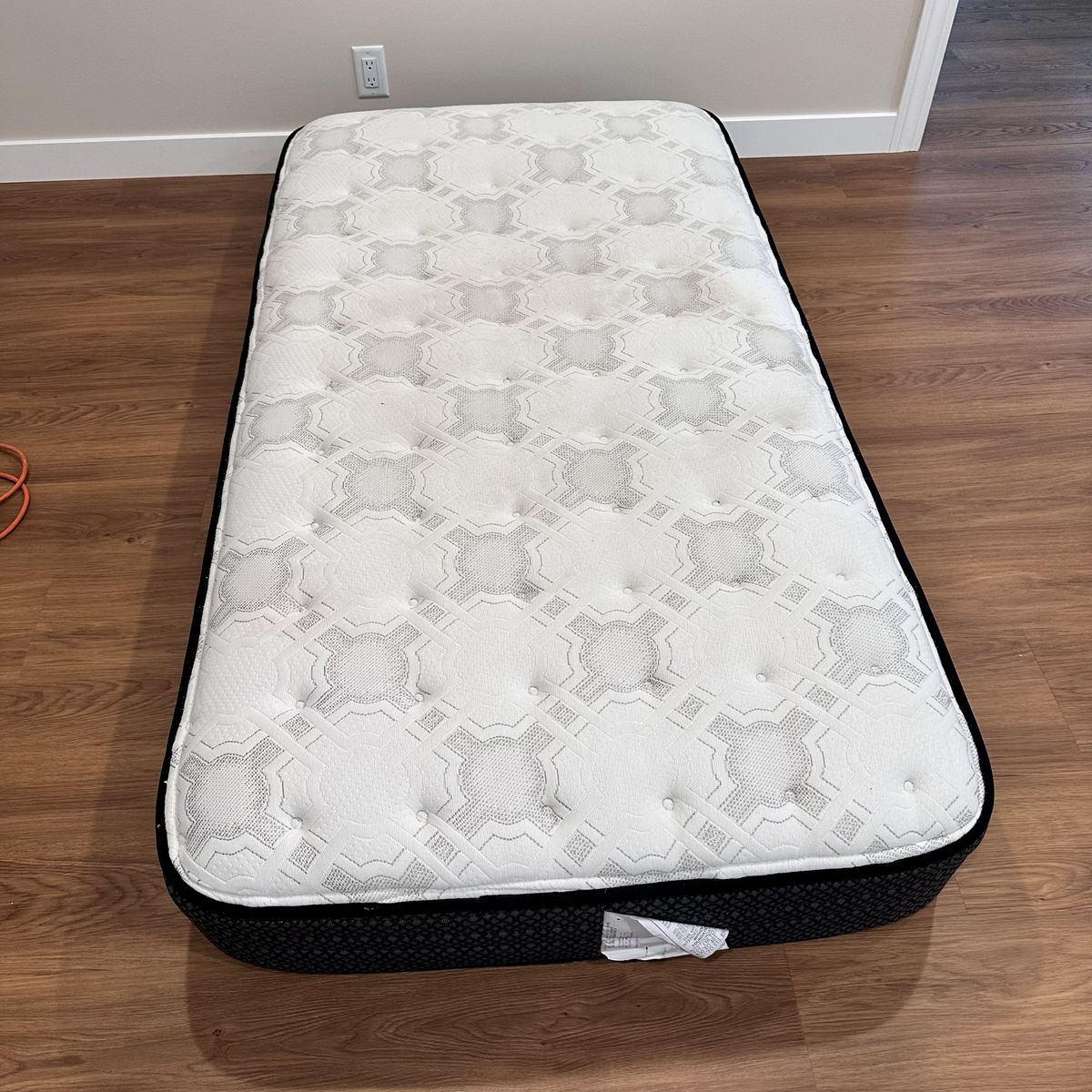 Twin Sealy Posturepedic Mattress
