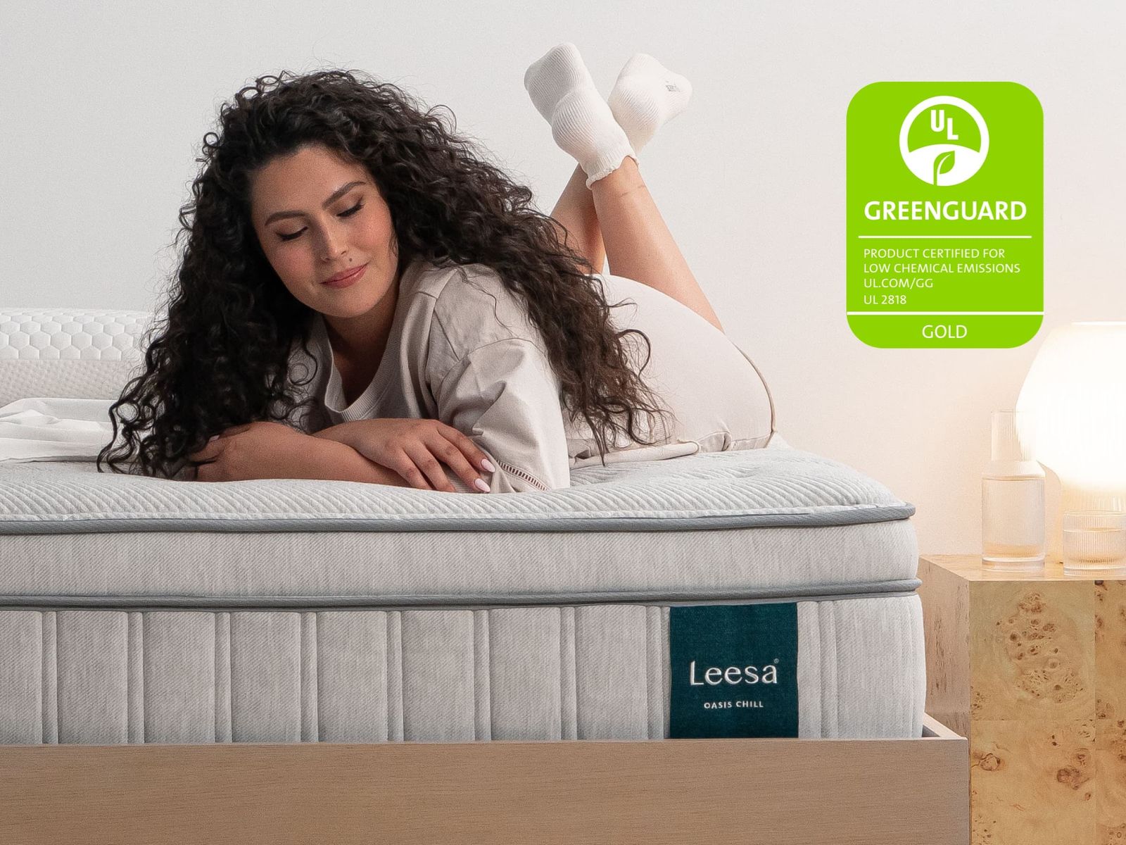 LABOR DAY SALE — LEESA OASIS CHILL HYBRID KING MATTRESS — ONLY $299!
